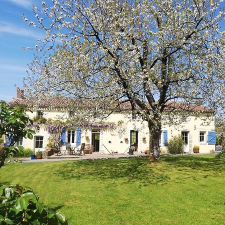 Papillons B&B - Beauty, Comfort And Peace 25 Mins From Puy Du Fou Montournais Dış mekan fotoğraf